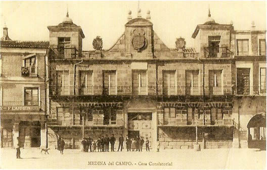 Ayuntamiento. Fachada principal. Hauser y Menet, 1903-1904 